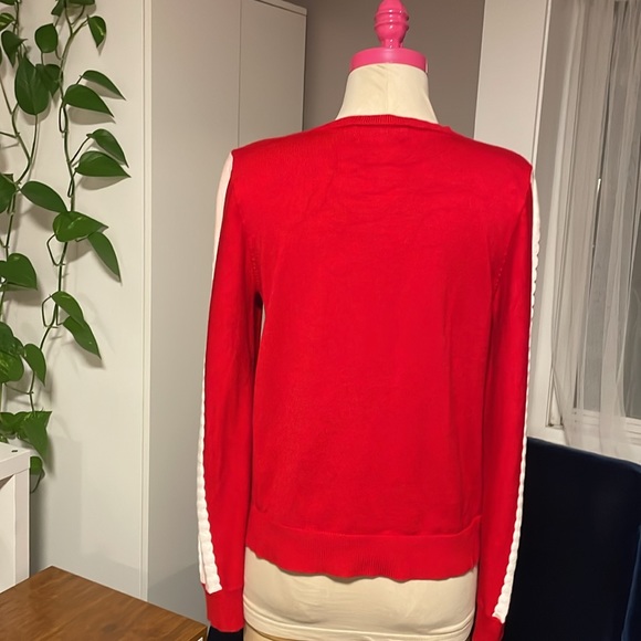 Pink and red sweater - Picture 3 of 5